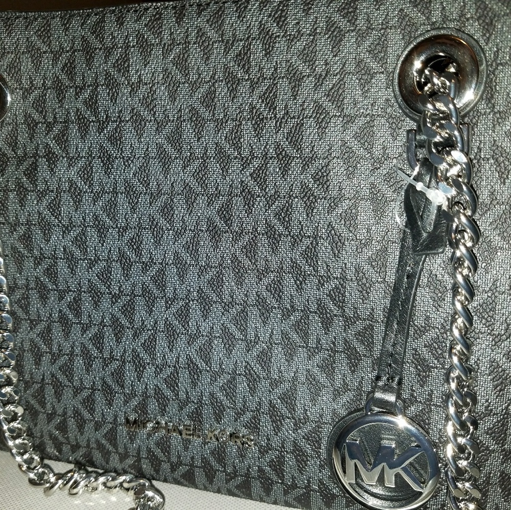 MK shoulder bag